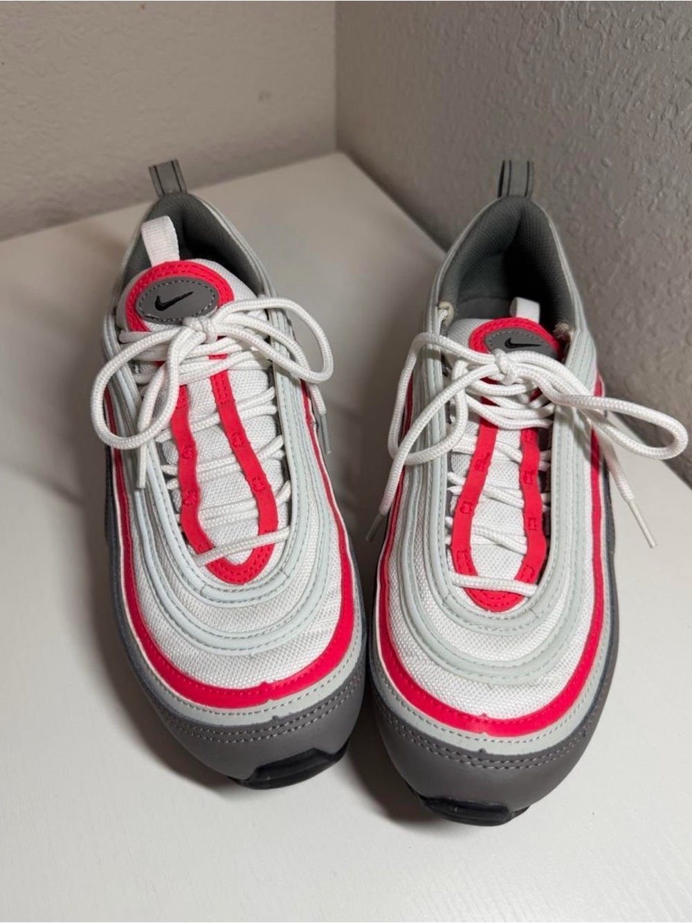 Nike White, Gray & Pink Retro Wave Sneakers